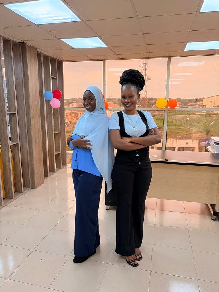 Colleagues on the office floor, Customer Week 2026